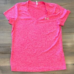 Under Armour Heathered Pink V-Neck Short Sleeve Tee